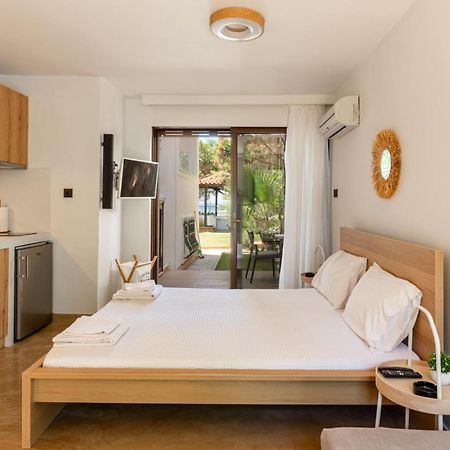 Alkis Guest House By Aegiankazarte Kapótidesz Kültér fotó