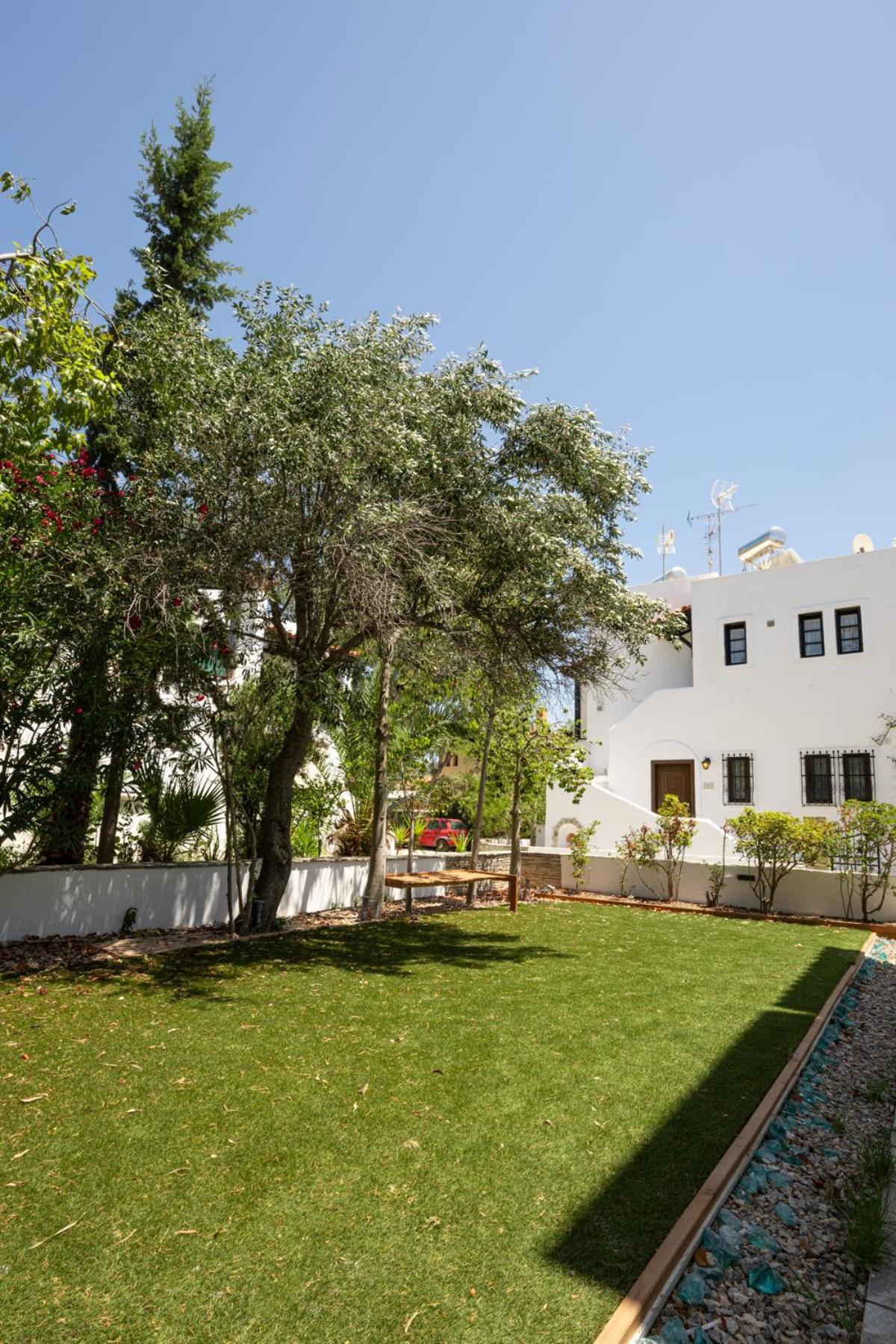 Alkis Guest House By Aegiankazarte Kapótidesz Kültér fotó